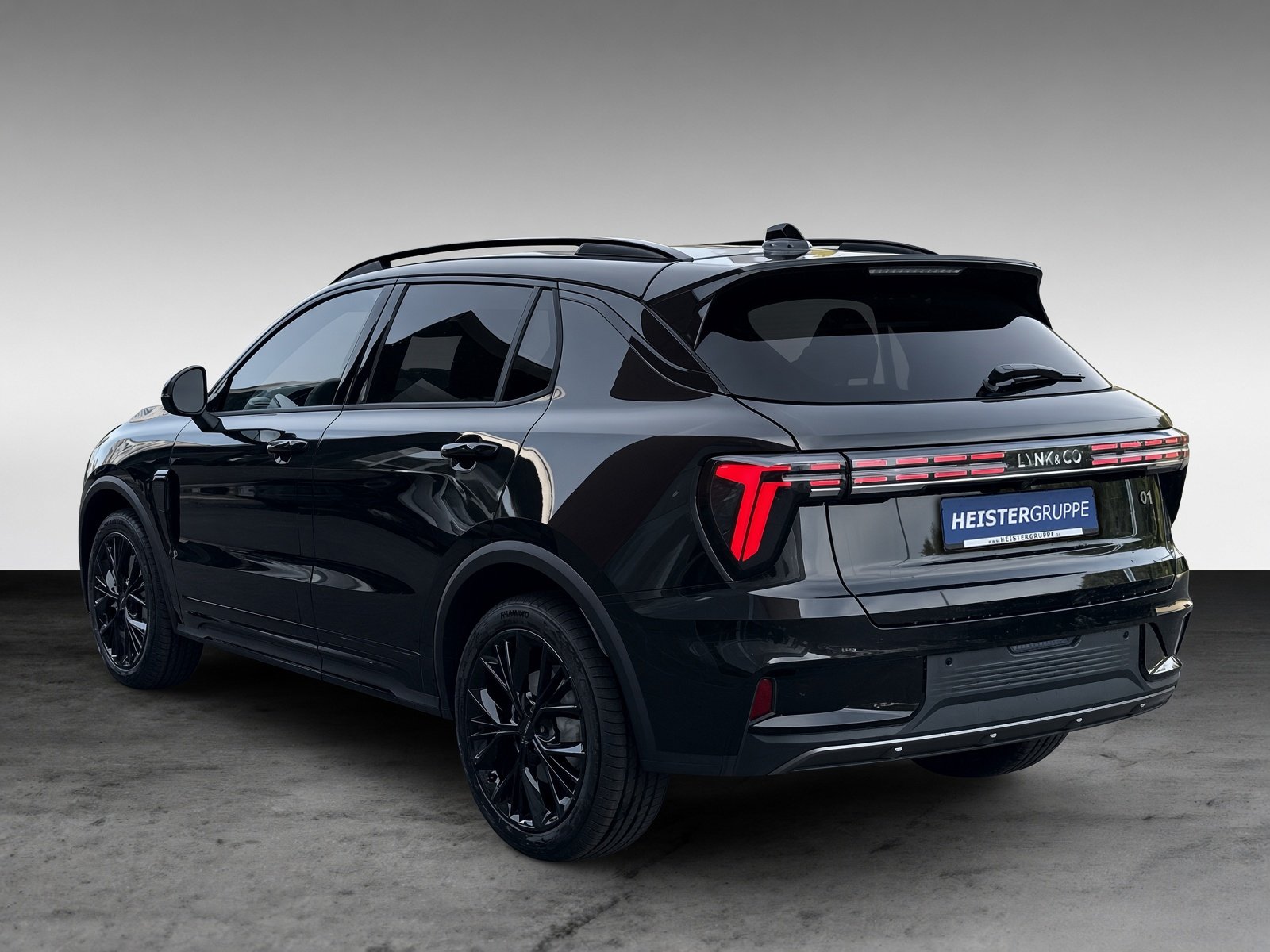 Lynk&Co 01 1.5TD More+ACC+CarPlay+360°