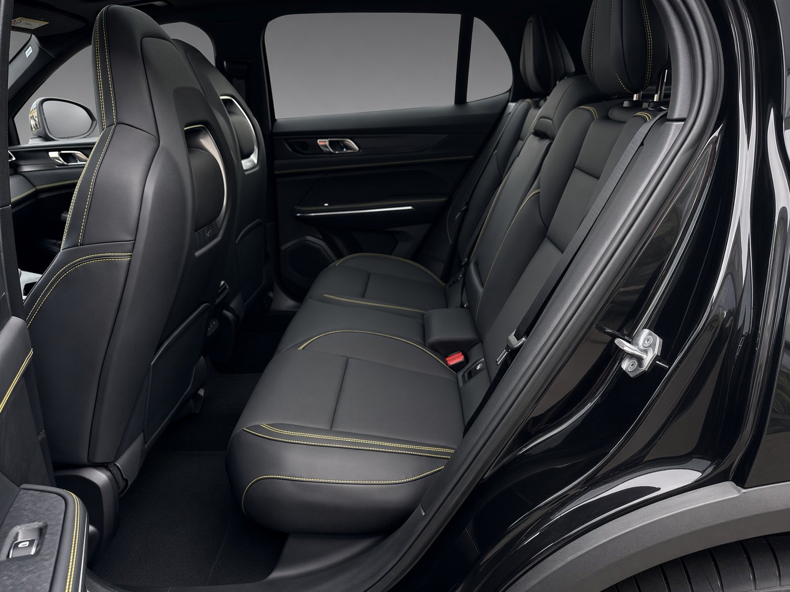 Lynk&Co 01 1.5TD More+ACC+CarPlay+360°