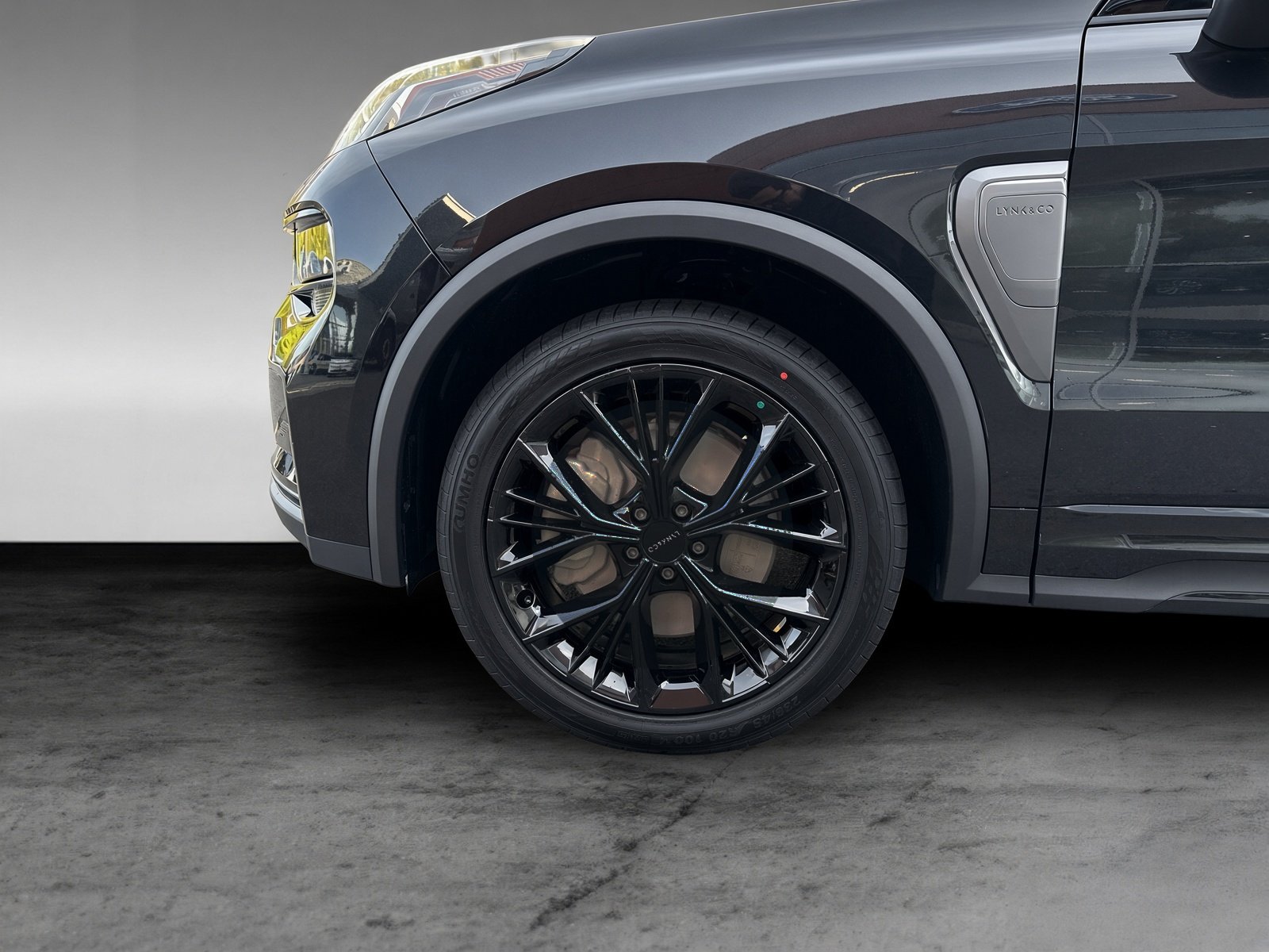 Lynk&Co 01 1.5TD More+ACC+CarPlay+360°