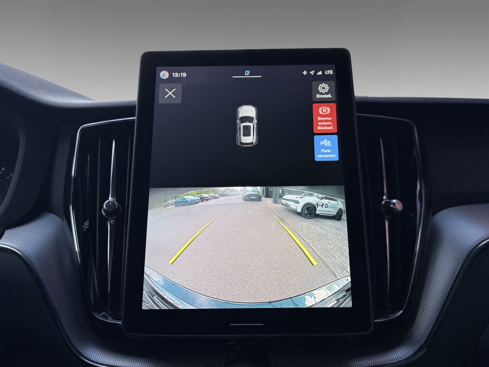 Volvo XC60 B5 Plus Black Edition+Licht-Paket+Winter-Paket+Orrefors