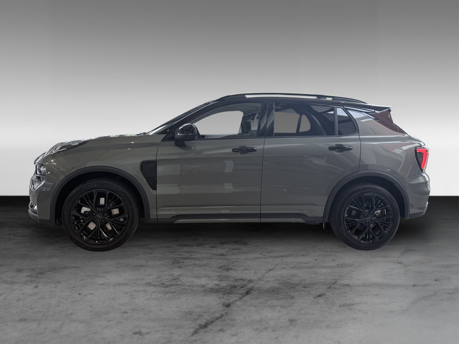 Lynk&Co 01 1.5TD More+ACC+CarPlay+360°