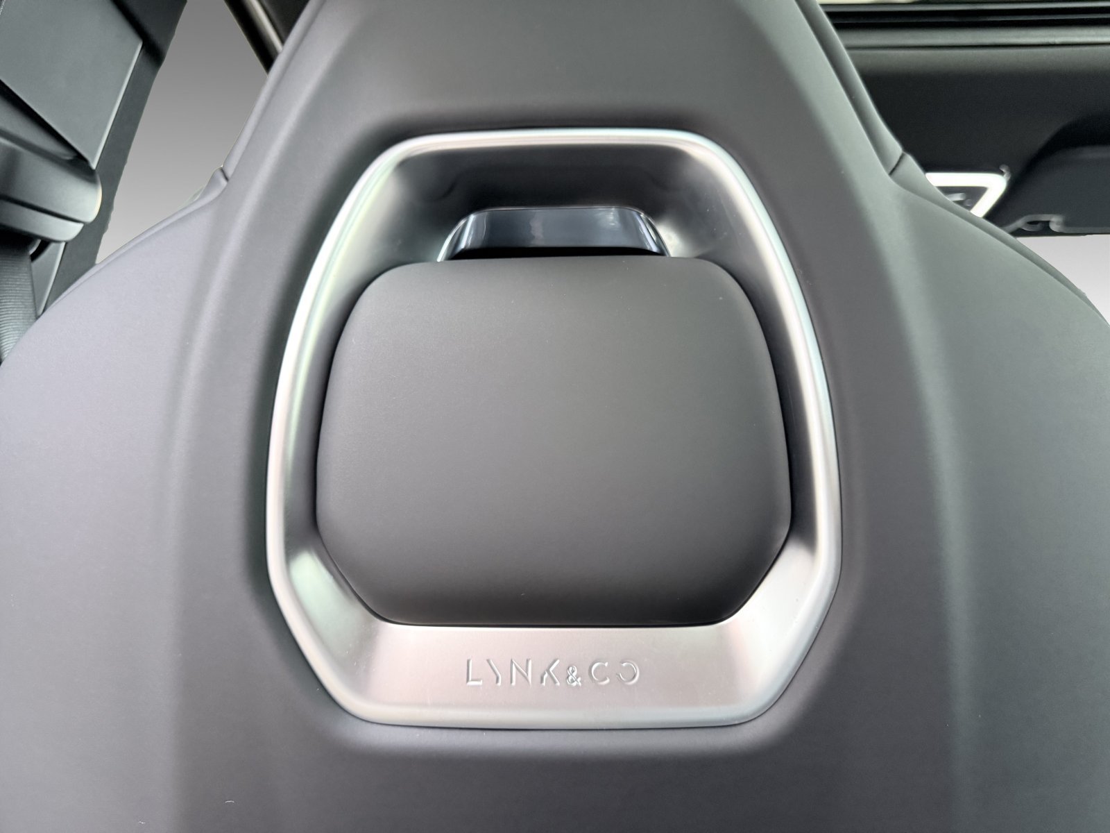 Lynk&Co 01 1.5TD More+ACC+CarPlay+360°