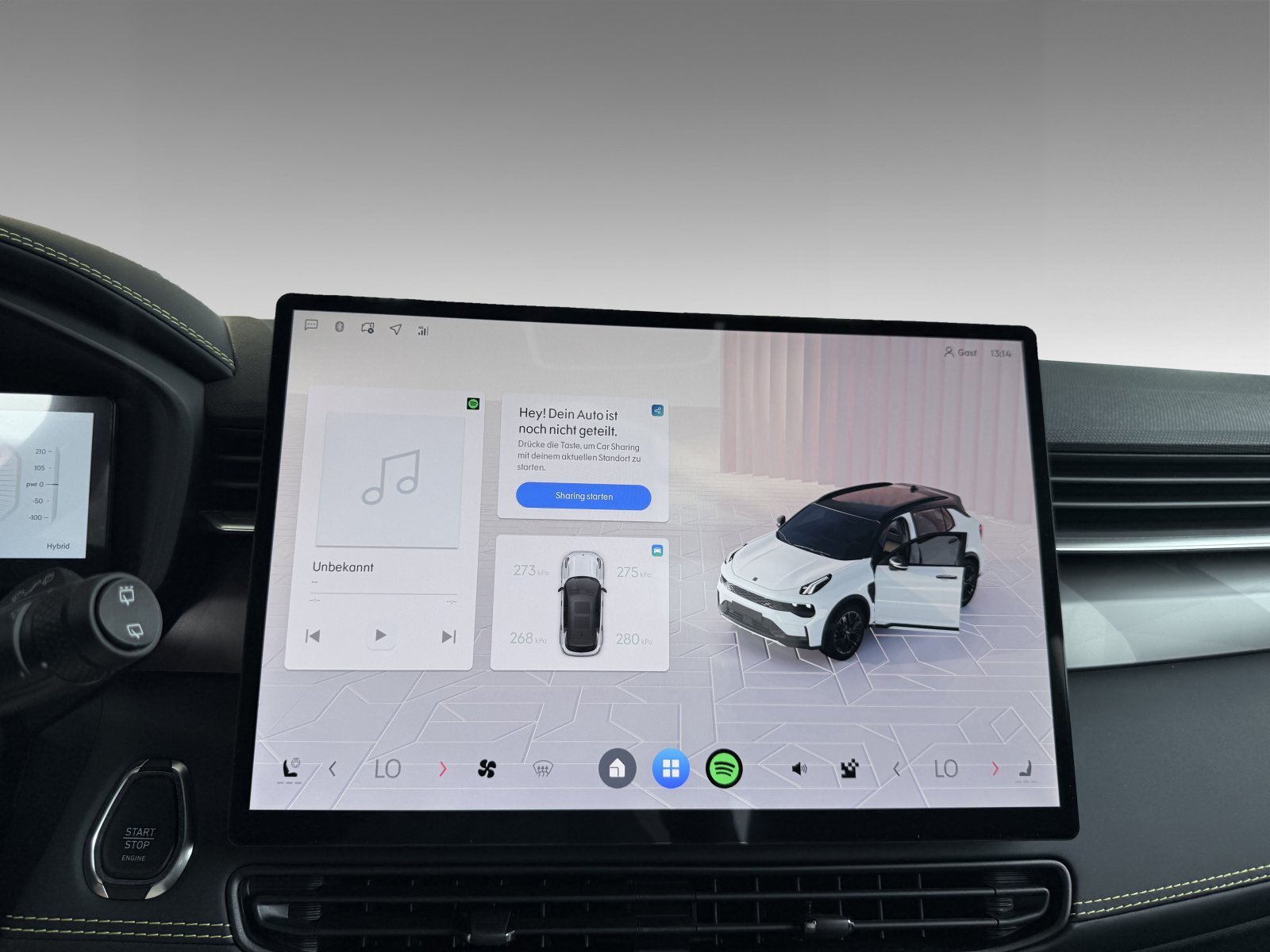 Lynk&Co 01 1.5TD More+ACC+CarPlay+360°