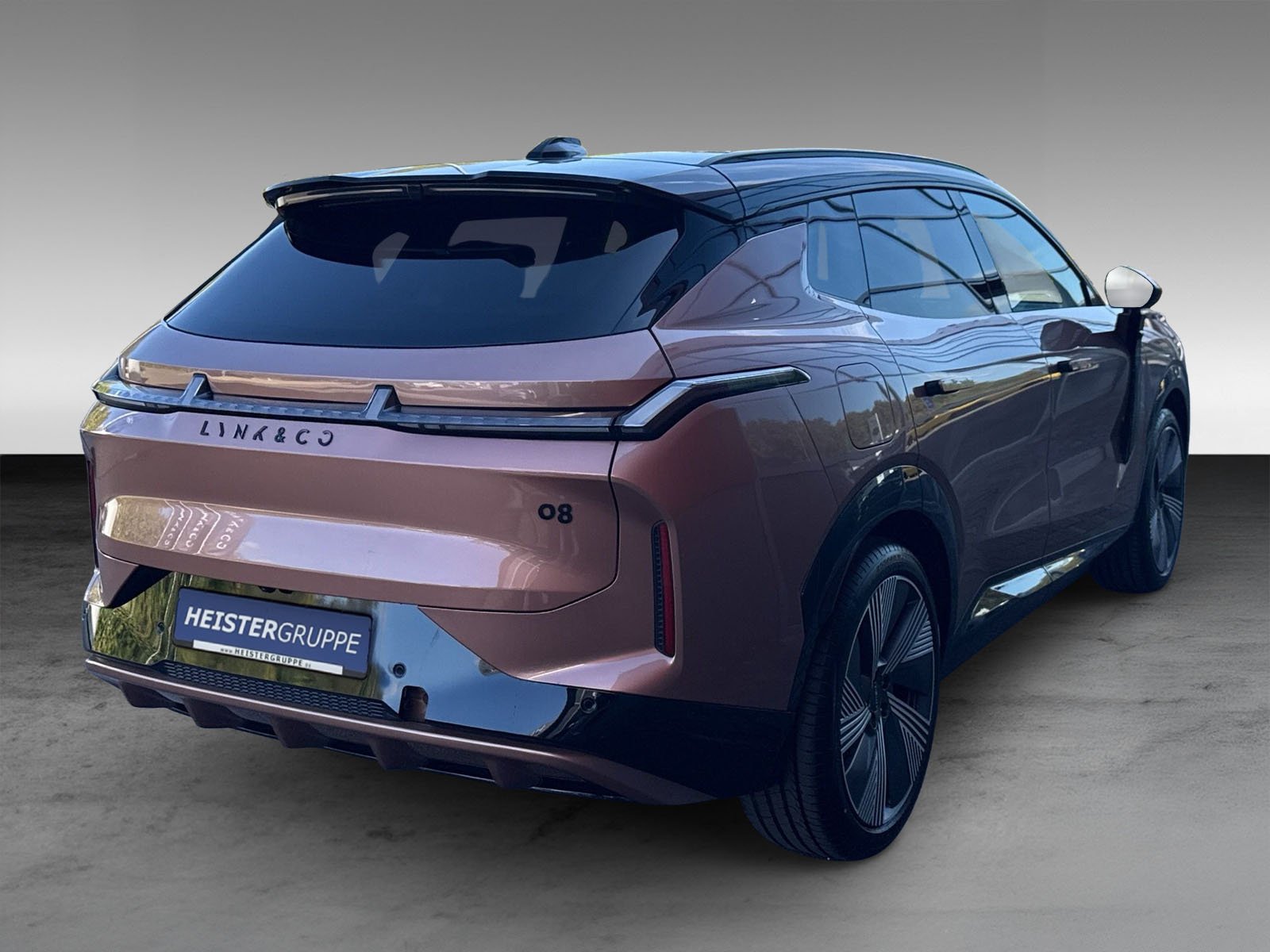 Lynk&Co 08 1.5 More+Massage+360+Matrix-LED