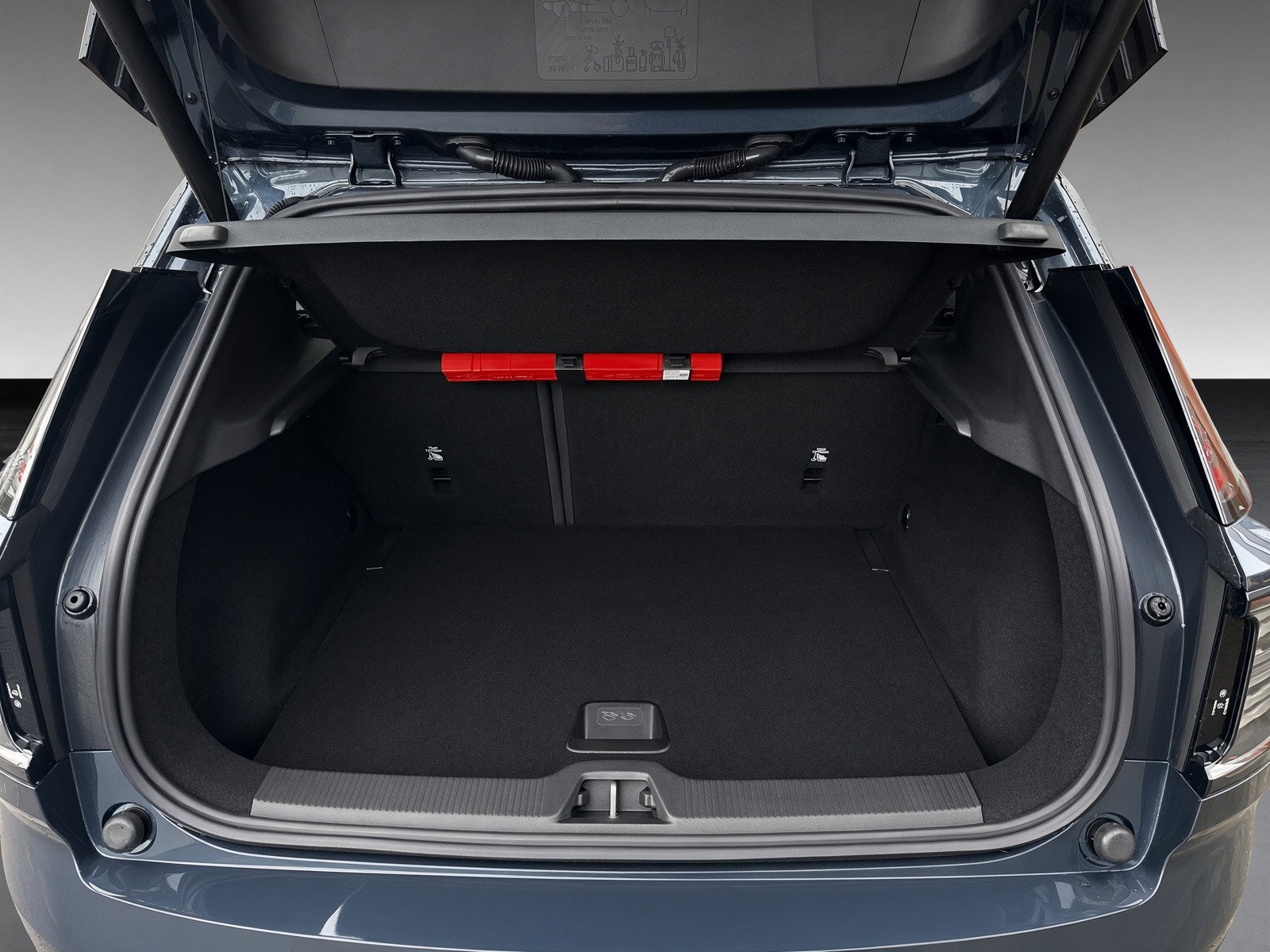 Volvo EX30 P5 Long Range Plus Black Edition+HarmanKardon+Pilot Assist+Totwinkel