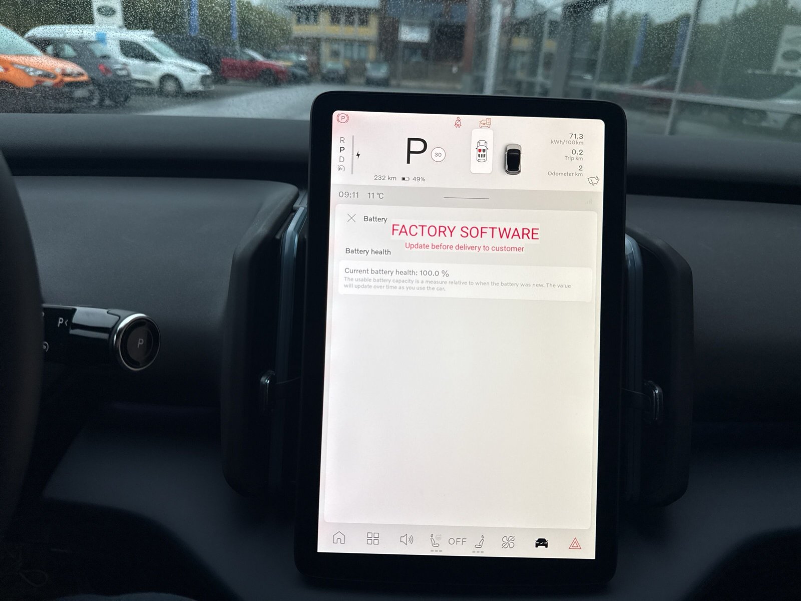 Volvo EX30 P5 Long Range Plus Black Edition+HarmanKardon+Pilot Assist+Totwinkel