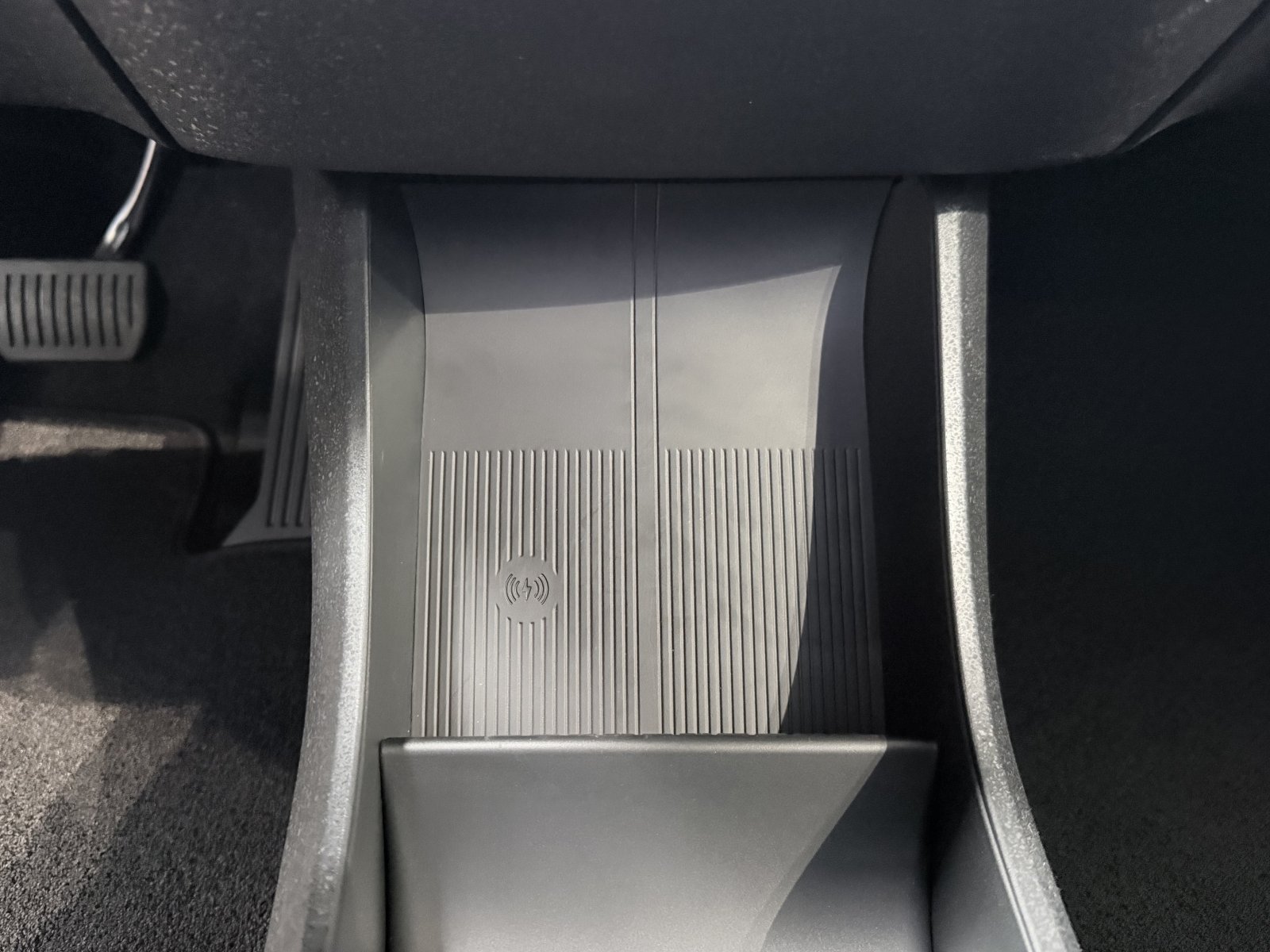 Volvo EX30 P5 Long Range Plus Black Edition+HarmanKardon+Pilot Assist+Totwinkel