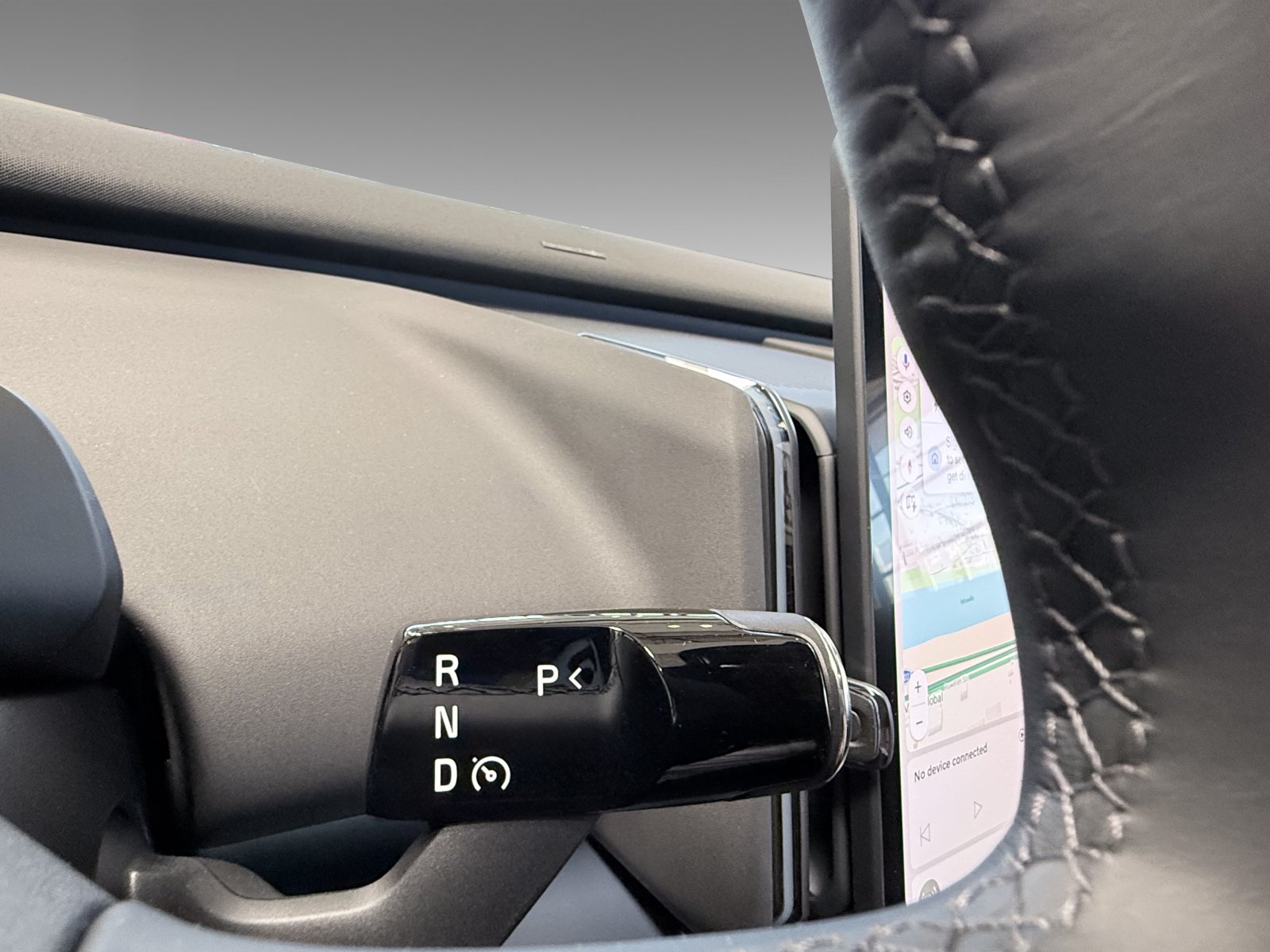 Volvo EX30 P5 Long Range Plus Black Edition+HarmanKardon+Pilot Assist+Totwinkel