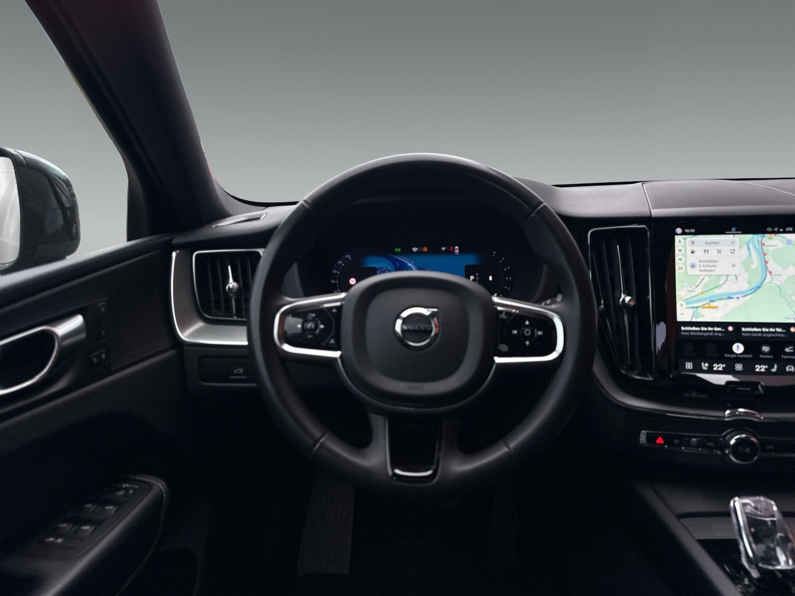Volvo XC60 B4 Plus Dark+Fahrerassistenz-Paket+Keyless