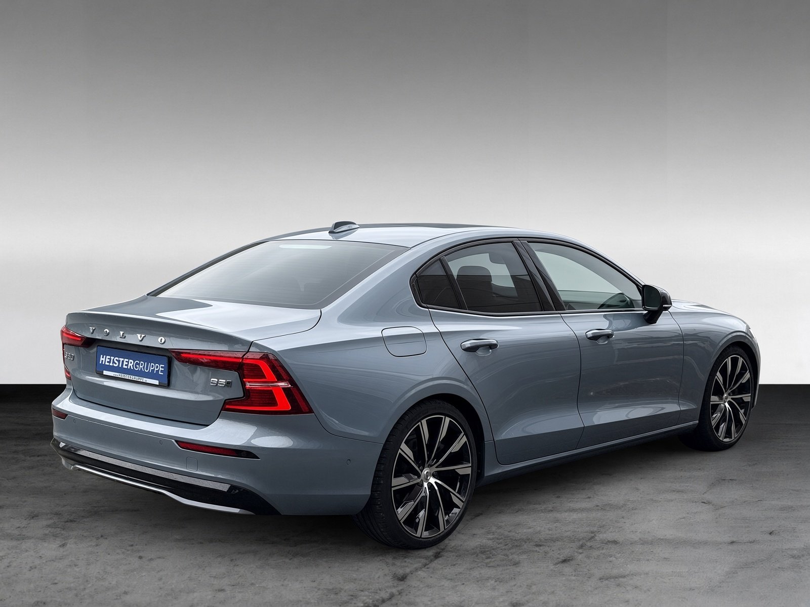 Volvo S60 B5 AWD Ultimate Dark+360°+B&W+Sitzbelüftung+Orrefors+20 Zoll