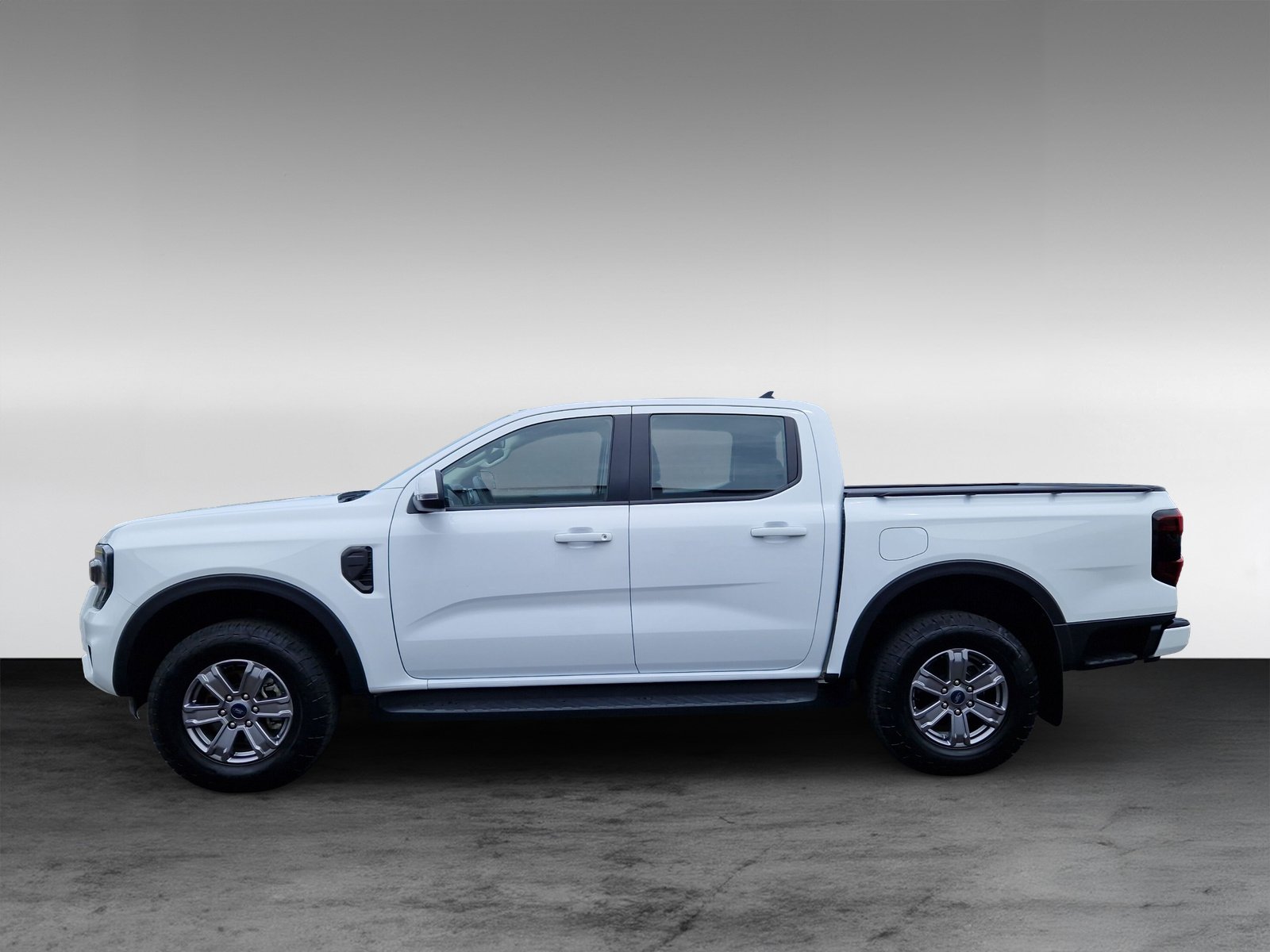Ford Ranger XLT 4x4 Doppelkabine 2.0l TDci 125KW(170PS) Automatik-Getriebe, AHK, Navi, Laderaumrollo, Sitzheizung