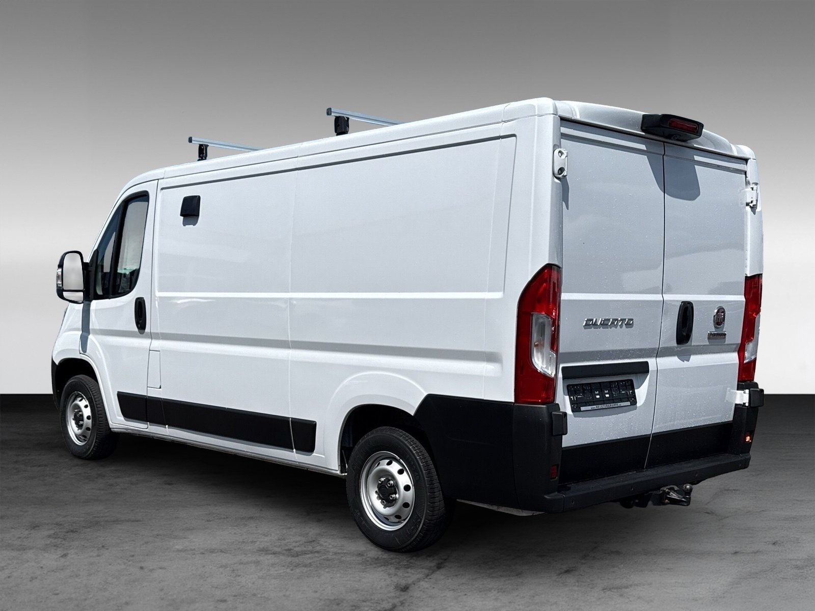 Fiat Ducato 33 140 Multijet L2H1 2.2l TDci 103KW(140PS) Klima, Sortimo Regalausbau, AHK, Parkhilfe hinten