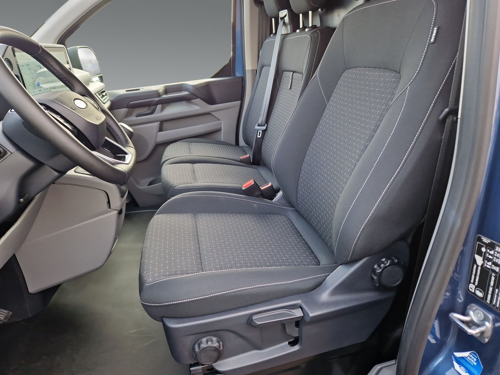 Ford Transit Custom Trend L1H1 2.0l TDci 81KW(110PS) Schiebetür rechts elektrisch, Klima, Navi, RfKamera, Laderaumschutz, Tempomat, Trend