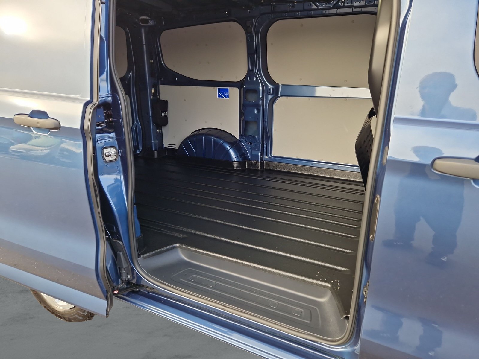 Ford Transit Custom Trend L1H1 2.0l TDci 81KW(110PS) Schiebetür rechts elektrisch, Klima, Navi, RfKamera, Laderaumschutz, Tempomat, Trend