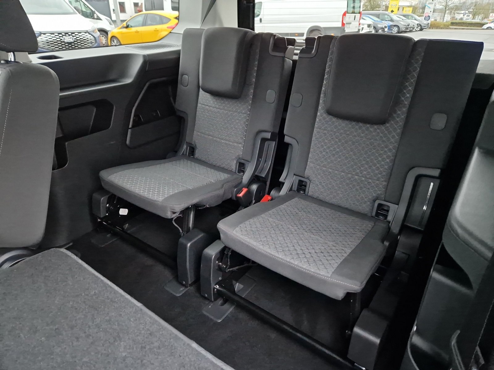 Ford Grand Tourneo Connect L2 Titanium 1.5l EcoBoost 85KW(115PS) Automatik-Getriebe, 7 Sitze, Navi, Klimaautomatik, RfKamera
