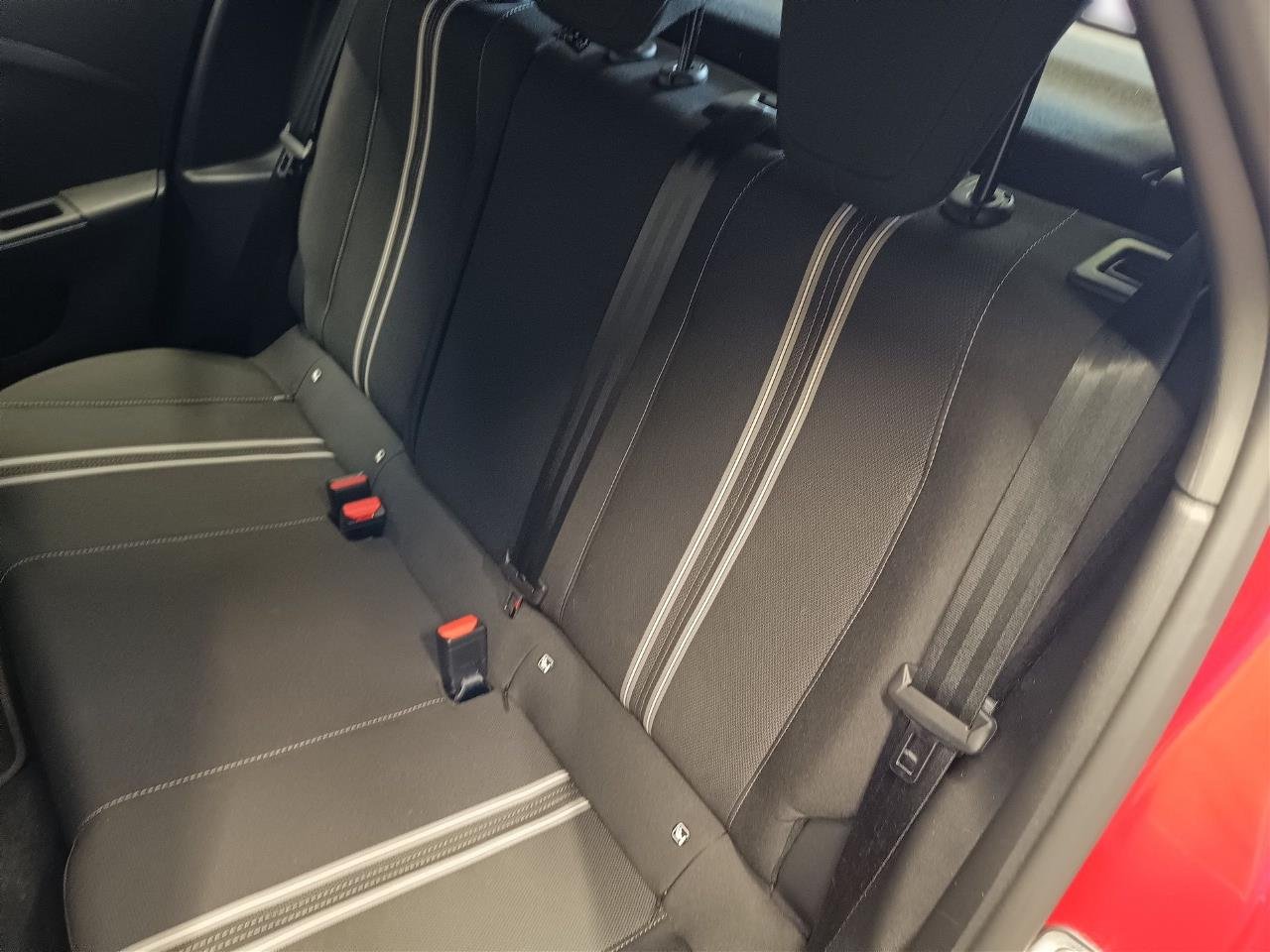 Opel Corsa 1.2 Turbo GS SITZHZG