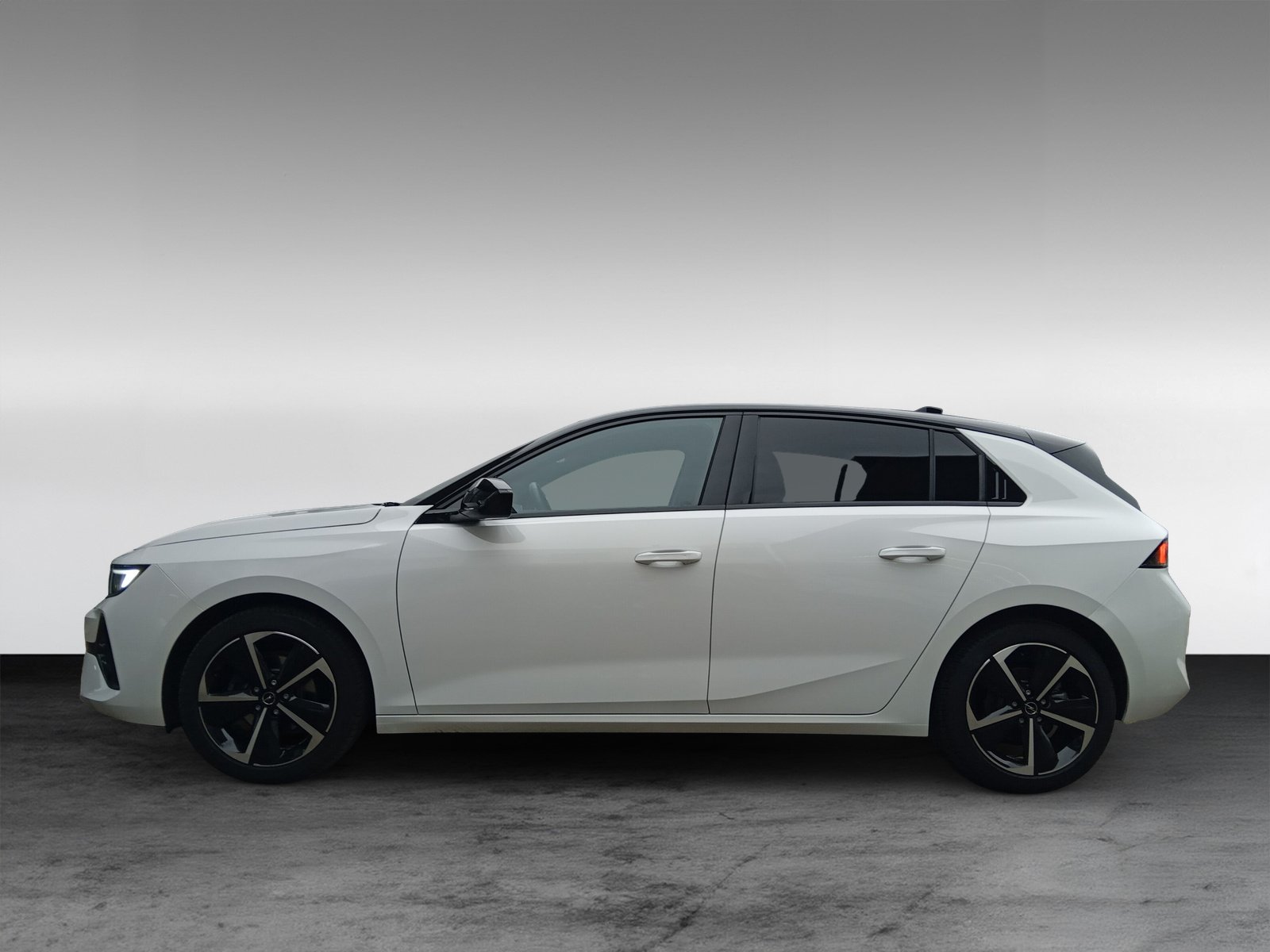 Opel Astra L 1.2 Turbo GS NAVI*