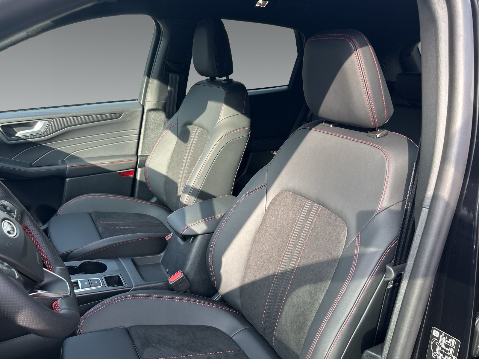 Ford Kuga 2.5 Duratec Hybrid FHEV ST-Line X +AHK +360° Kamera