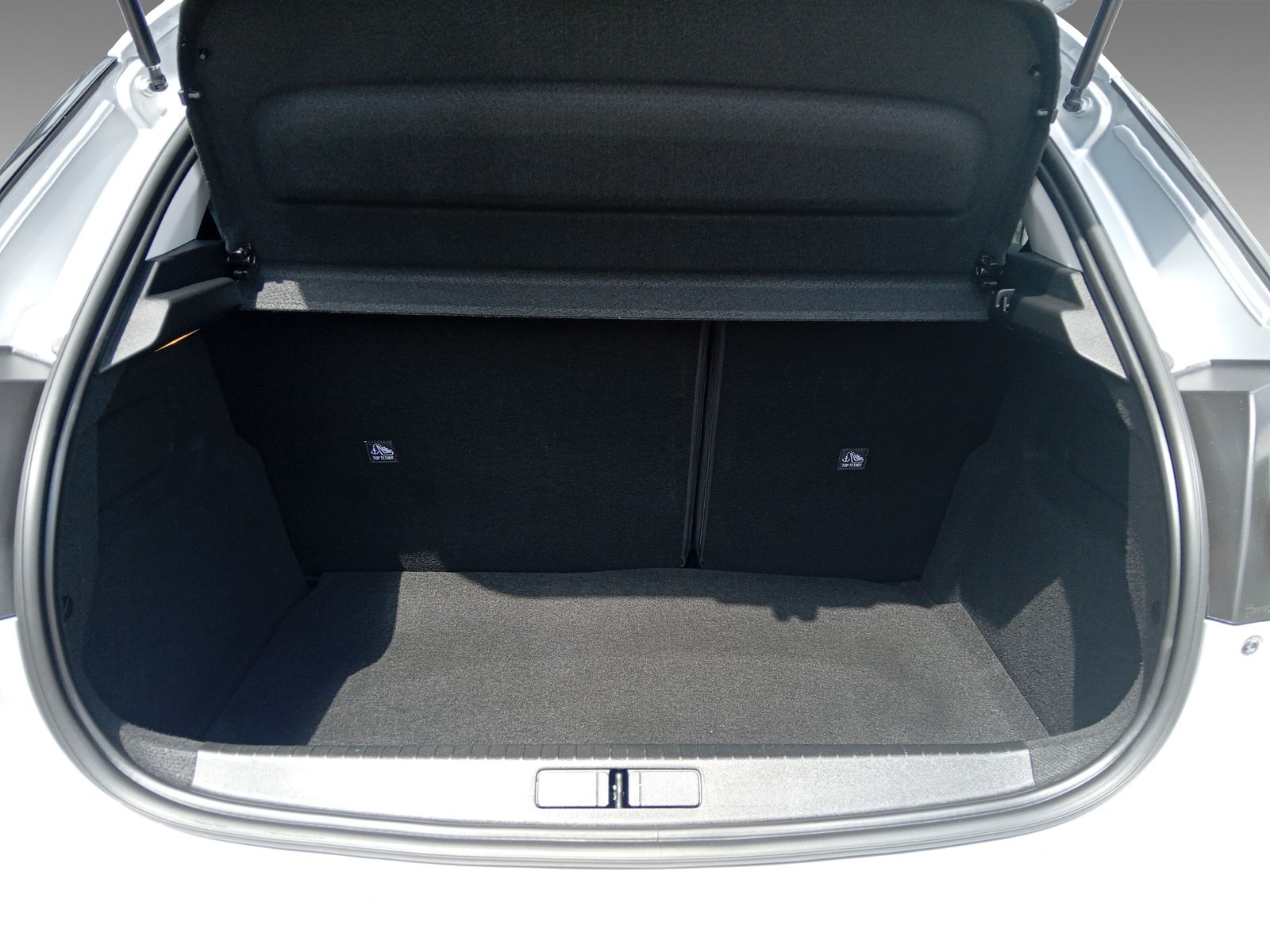 Opel Corsa F 1.2 Turbo Elegance SITZHZG*