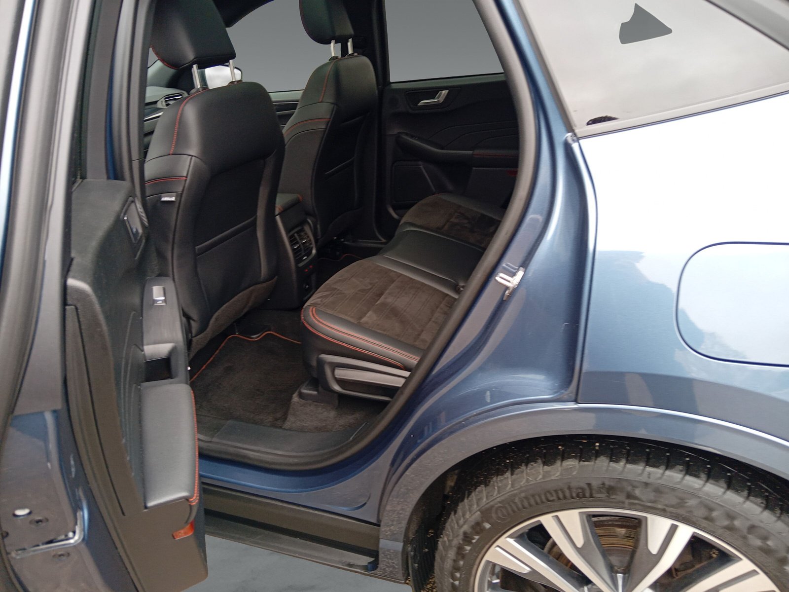Ford Kuga 2.5 Duratec PHEV ST-Line X