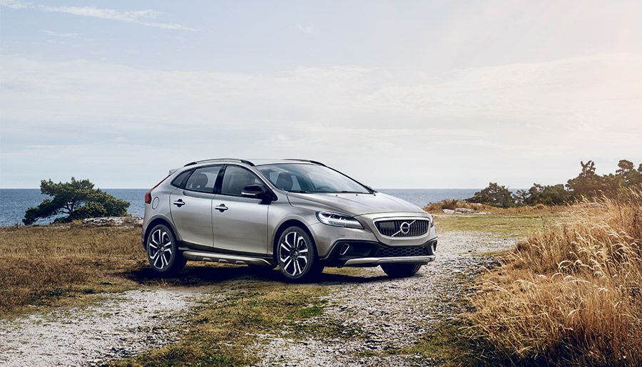 Volvo v40